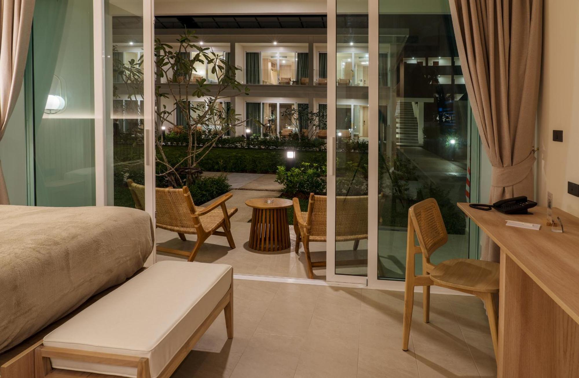 Niranapa Boutique Resort Kata Plajı Dış mekan fotoğraf
